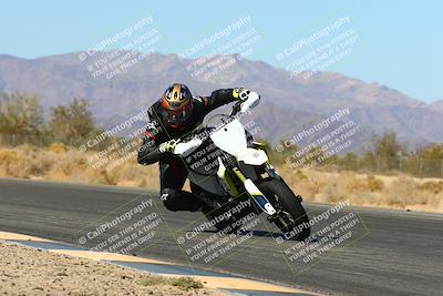 media/Feb-13-2022-SoCal Trackdays (Sun) [[c9210d39ca]]/Turn 7 Inside (1040am)/